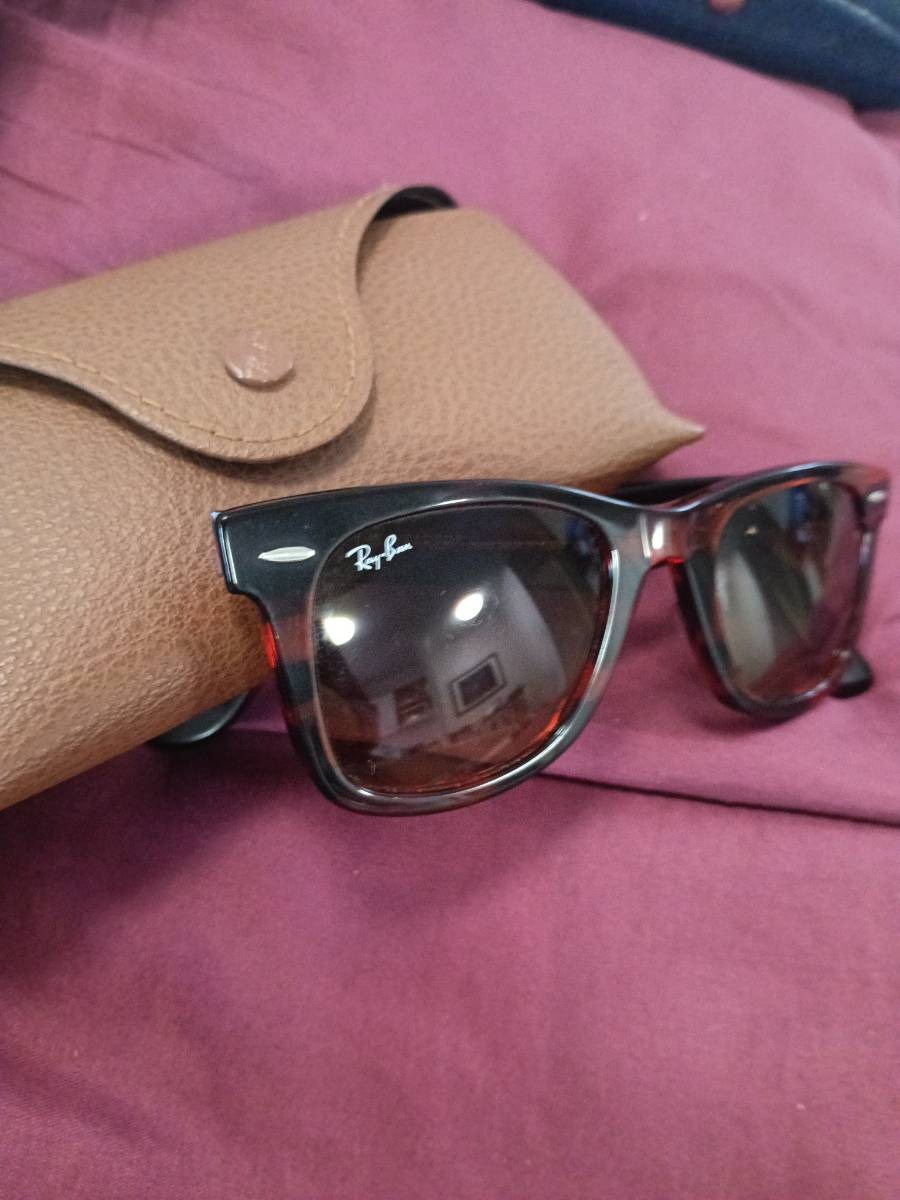 Ray-Ban Wayfarers Original with Case 